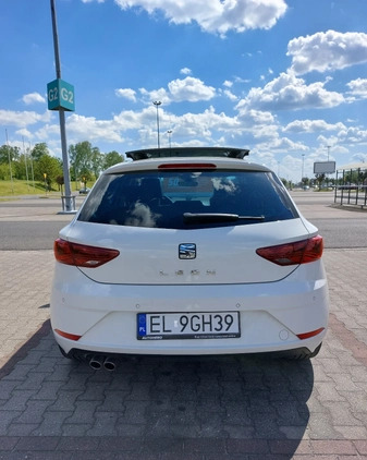 Seat Leon cena 70050 przebieg: 61700, rok produkcji 2019 z Łódź małe 562